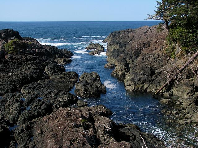 201203A 082