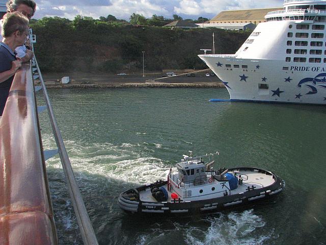 201205A2 885