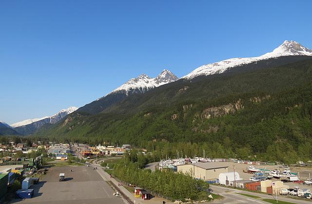 201505AK 739