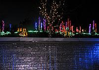 085