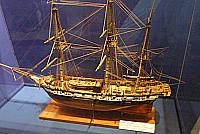 P1130983